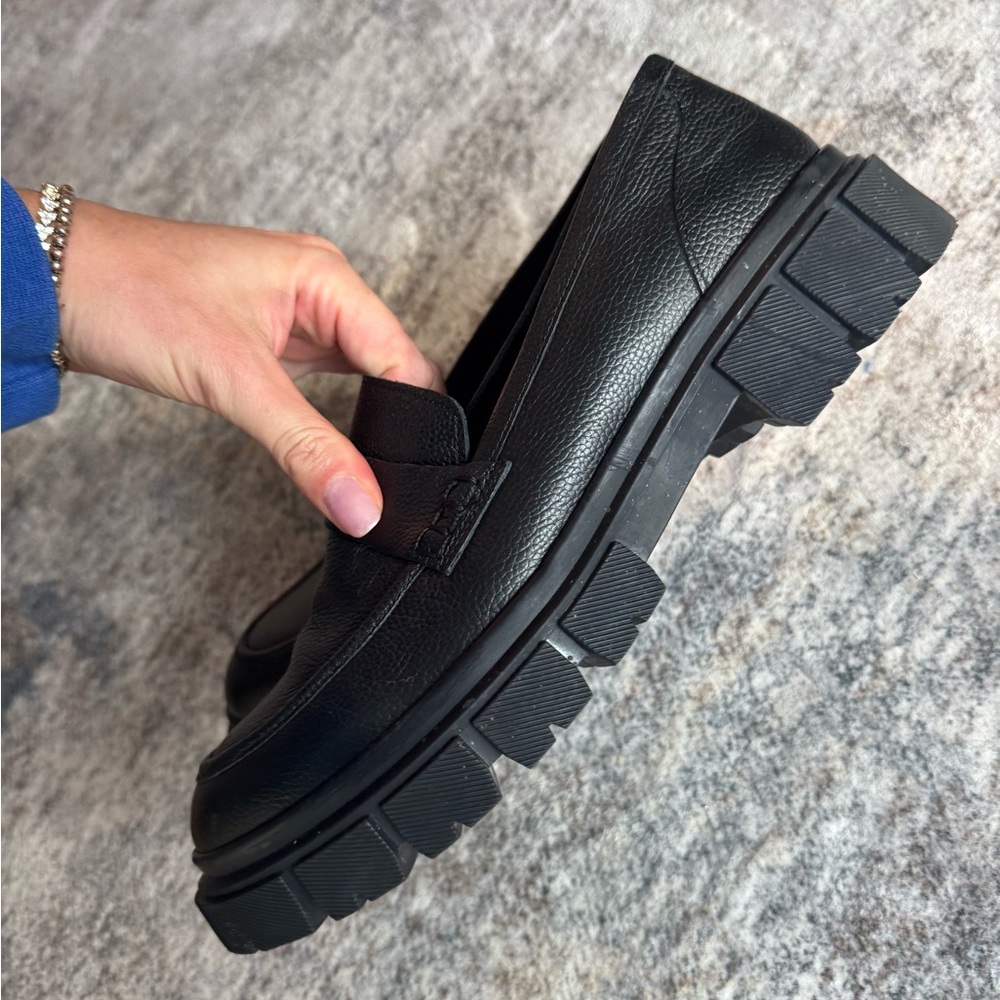 Seychelles Black Chunky Sole Loafers